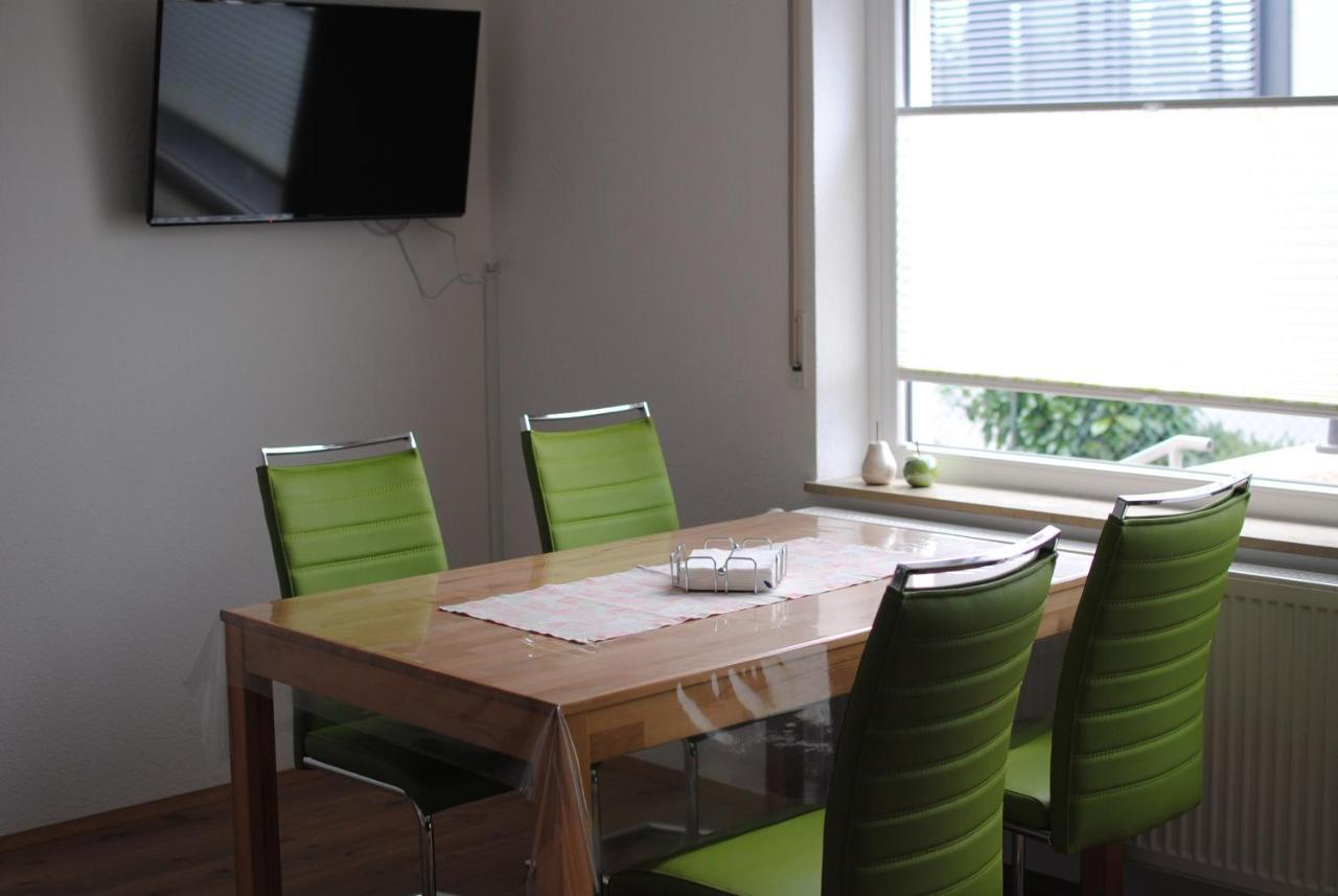 Ferienhaus Rauwolf Mit 2 Ferienwohnungen Roschbach ภายนอก รูปภาพ